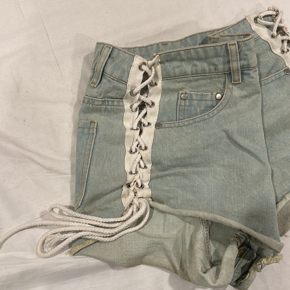Ecru Lab Light Blue Jean Shorts with White Lace-Up Sides - Picture 3 of 4